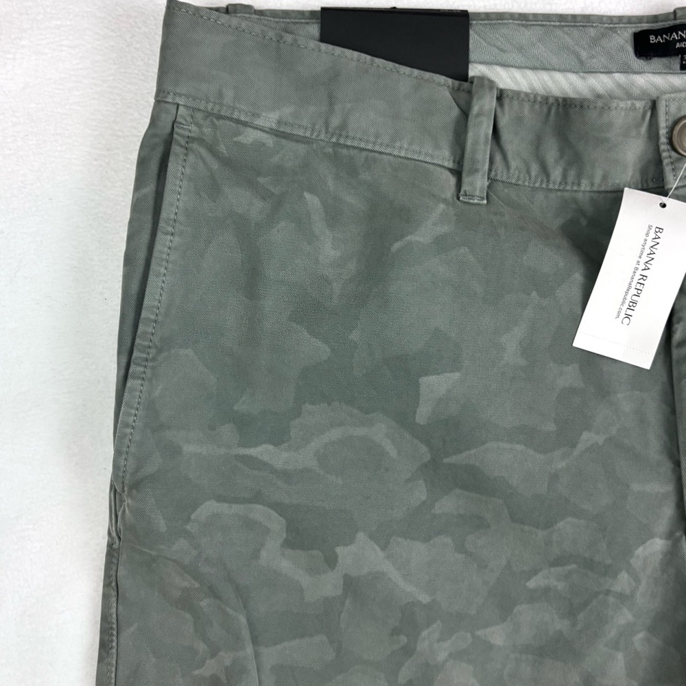 NWT Banana Republic Green Aiden Camo 100% Cotton Slim Straight Chino Pants 36/36 - Picture 4 of 16